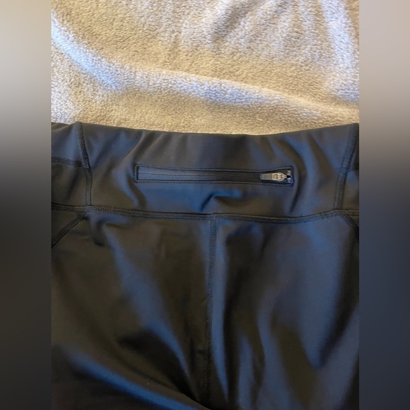 Set of 5 Athleta Leggings! - Picture 11 of 13